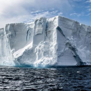 Россия развернет систему спутников для наблюдения за Арктикой к 2020 году